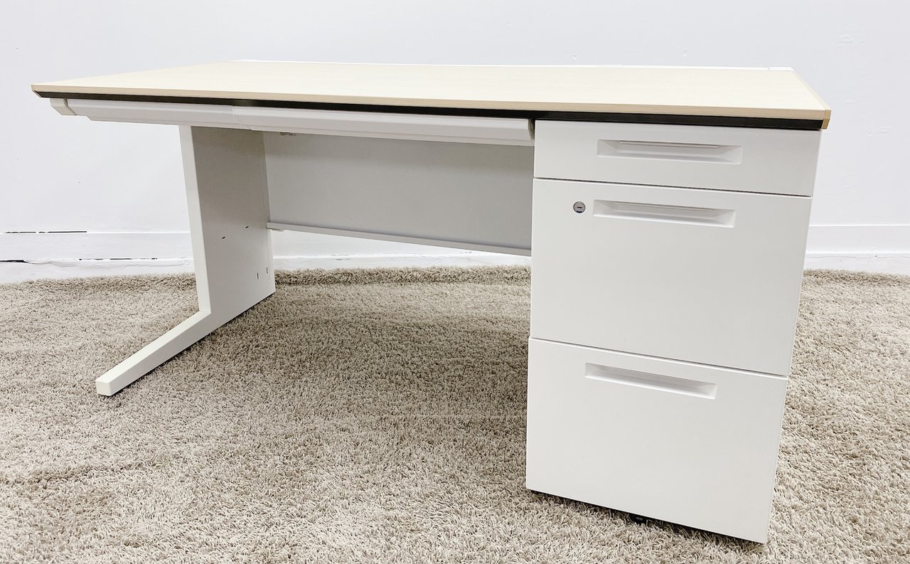 【驚異の空間、はかどる作業！】コクヨ製/ナチュラル
                        iS
                                    中古
            