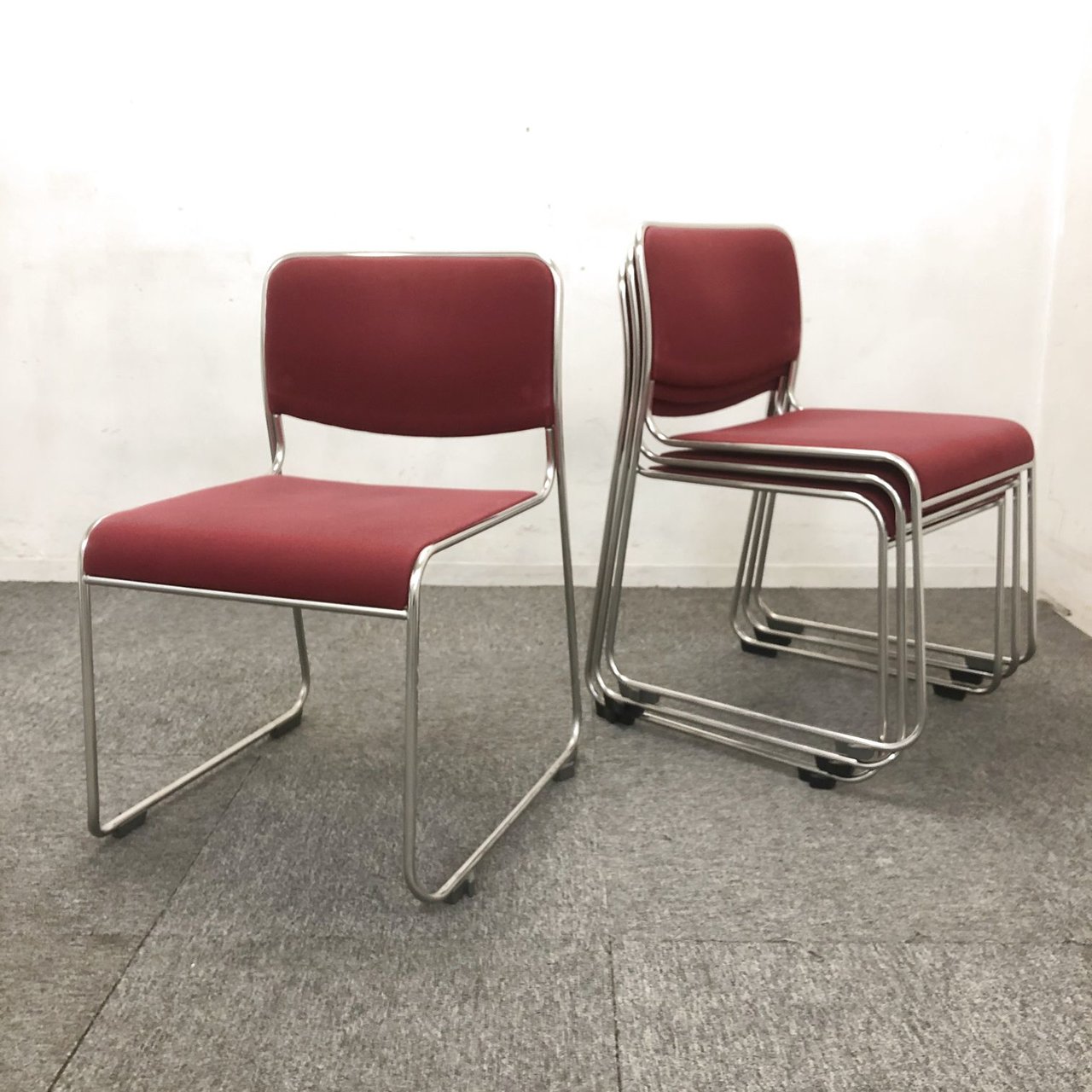 【在庫入替】【4脚セット】【30セット入荷】会議室用のスタッキングチェア入荷！　ロット入荷　中古　コクヨ　ネスティング　ミーティング　会議　テレワーク　在宅ワーク
                        その他シリーズ
                                    中古
            