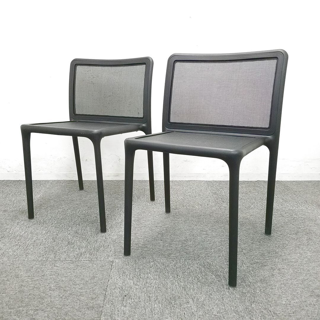 【在庫入替】【2脚セット】オカムラ海外輸入チェア入荷！中古　Archiri volto　オフィス　メッシュ　ミーティング　会議　スタック　ブラック
                        42
                                    中古
            