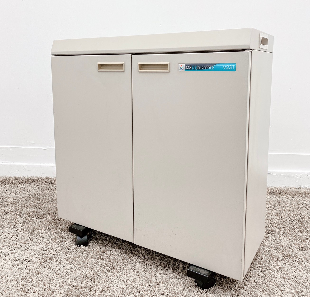 【KS】【シュレッターが入荷致しました！！】■明光商会■シュレッター
                        Vシリーズ
                                    中古
            