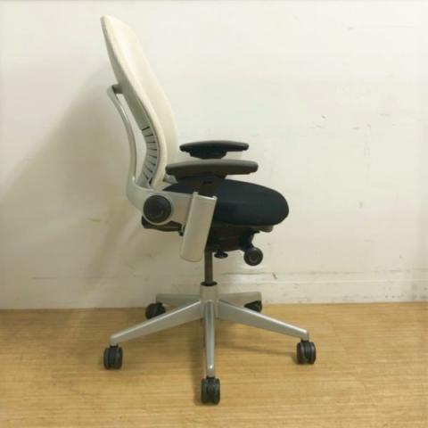 中古】リープV2 46216189 Steelcase/スチールケース 肘付ハイバックチェア 332872 - 中古オフィス家具ならオフィスバスターズ