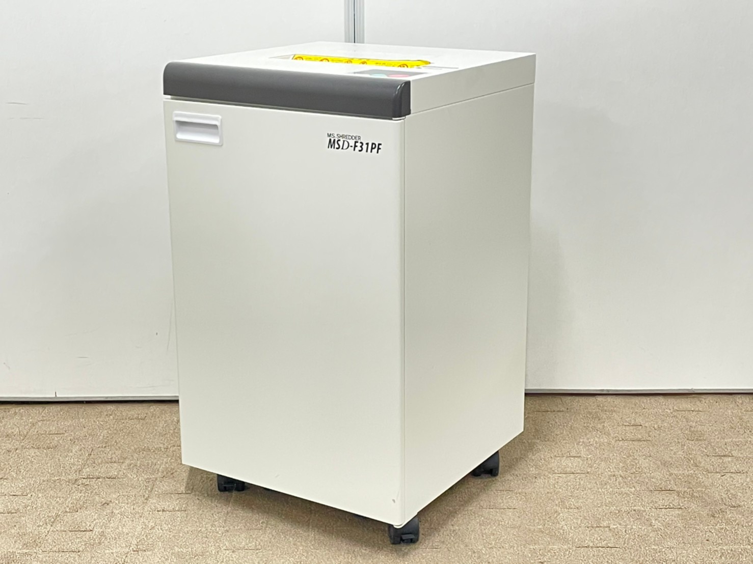 ローコストで高い収容能力と大量裁断！！【J】【J4】
                        MSDシリーズ
                                    中古
            