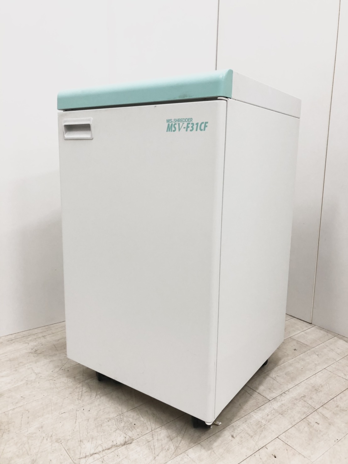 お安くリーズナブルに高性能なセキュリティで細断します！明光商会製MSV-F31CF
                        MSVシリーズ
                                    中古
            