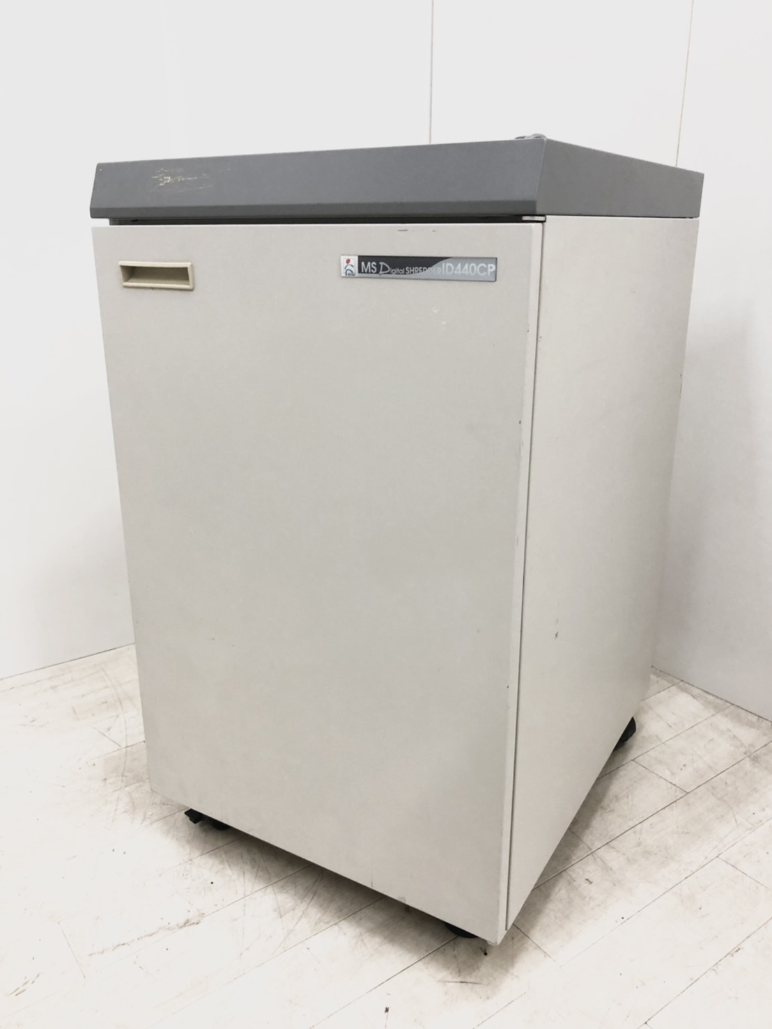 【同時に30枚裁断可能！】送料お安くご案内！一社に一台！
                        IDシリーズ
                                    中古
            