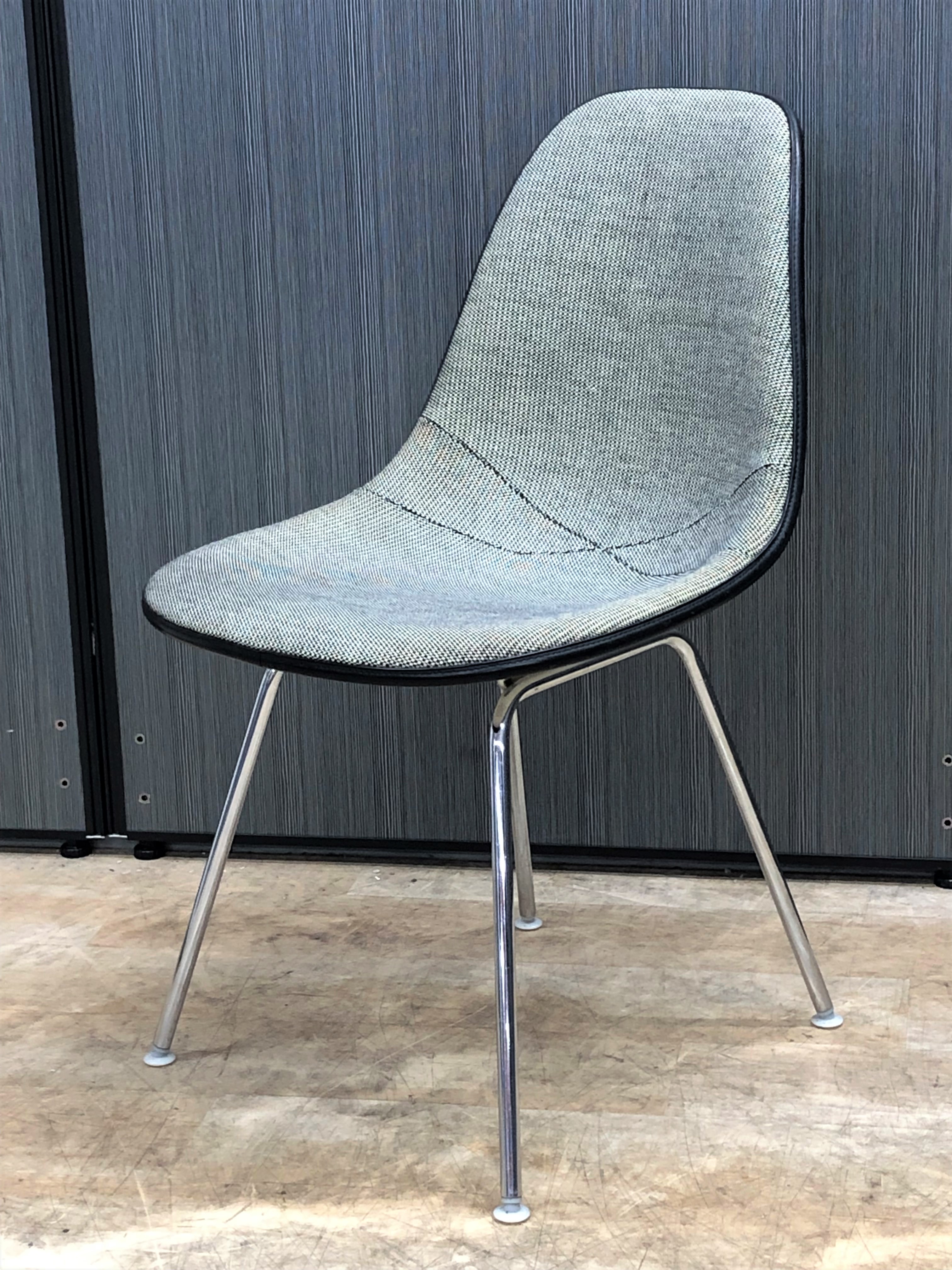 【4脚入荷】おしゃれな部屋のインテリアに！チャールズ＆レイ・イームズデザイン【東京】【長野】【滋賀】
                        イームズシェル
                                    中古
            