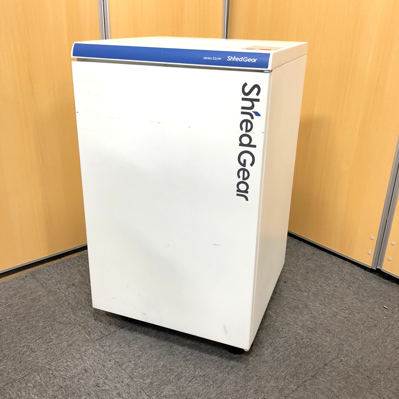 【追加入荷】業務用シュレッダー、業務効率アップに　サカエ　senka25
                        千嘉
                                    中古
            