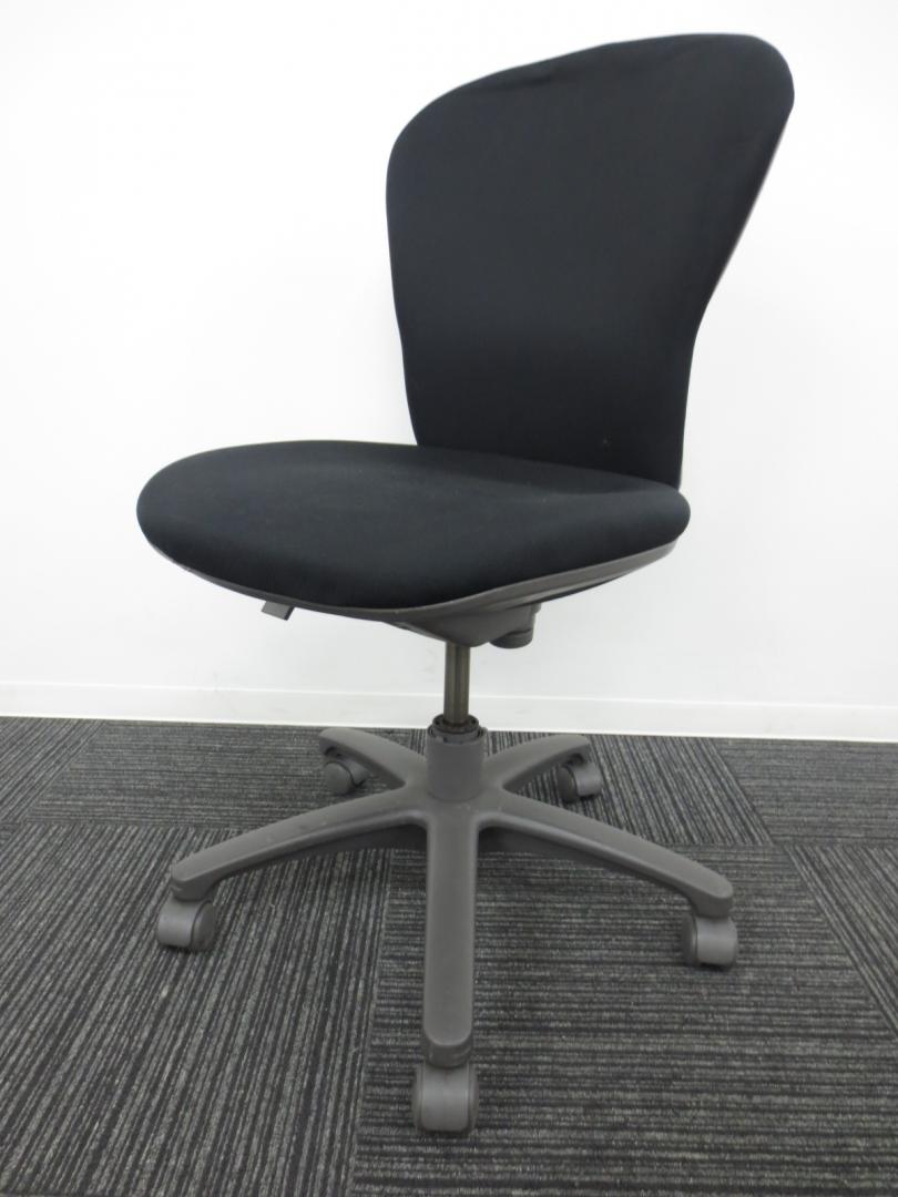 【コスパ最強】コクヨ/レグノ/ブラック/オフィスチェア
                        レグノ
                                    中古
            