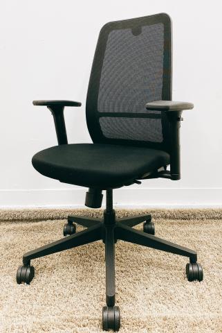 【中古】Personality Steelcase/スチールケース 肘付ハイバックチェア 334858