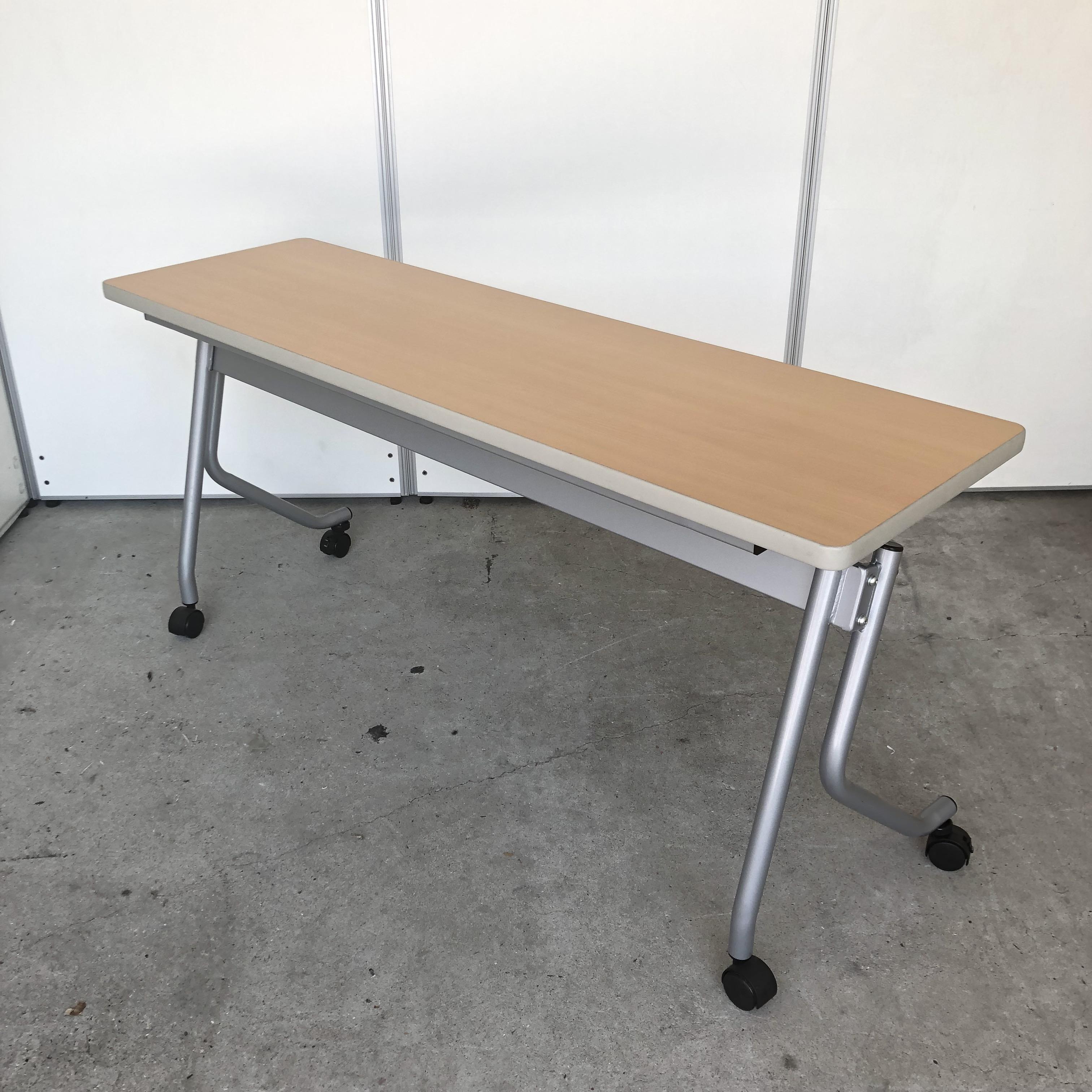 【3台限定】サイドスタックテーブル｜優しいナチュラルカラー！【関西在庫数ナンバーワン・尼崎店】
                        その他シリーズ
                                    中古
            