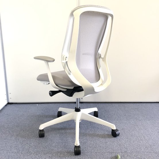 中古】シルフィー オカムラ/okamura 肘付ハイバックチェア