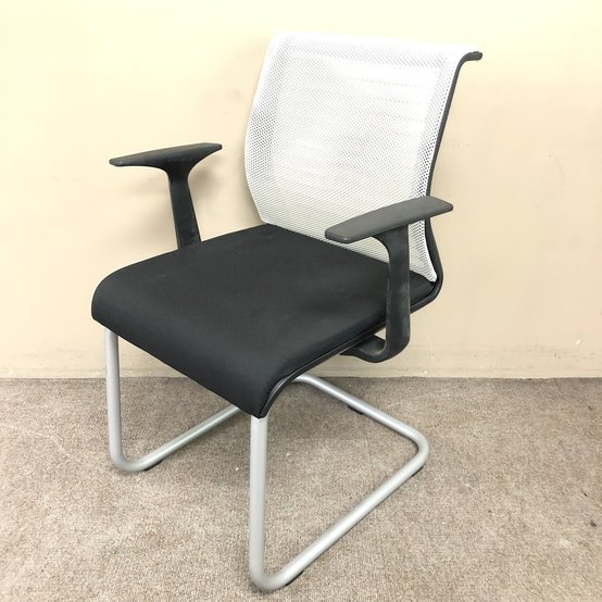 【ホワイトメッシュ】【肘付き】【スチールケース/シンク】【京都・滋賀】
                        シンク
                                    中古
            