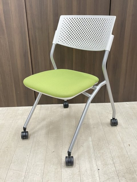 明るいライトグリーン！ネスティングタイプなので、片づけ簡単！
                        FM-265シリーズ
                                    中古
            