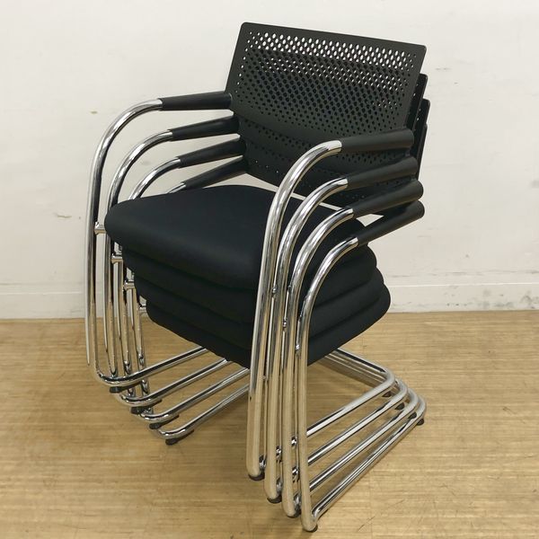 中古】ビザビチェア vitra/ヴィトラ スタッキングチェア 335960