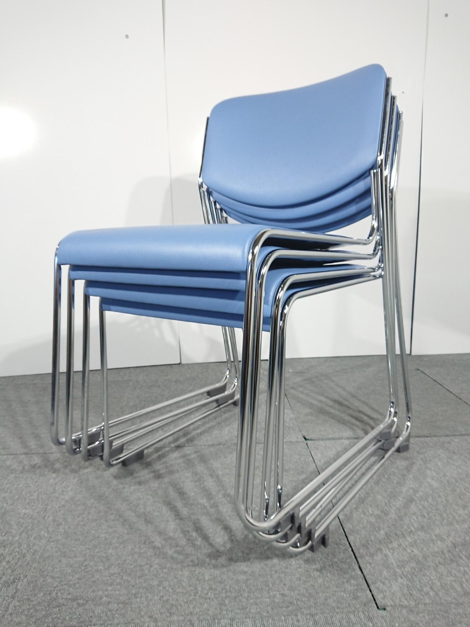 【4脚セット】コクヨ製　ブルー　ビニールレザー　スタッキングチェア！！【関西倉庫在庫】
                        その他シリーズ
                                    中古
            
