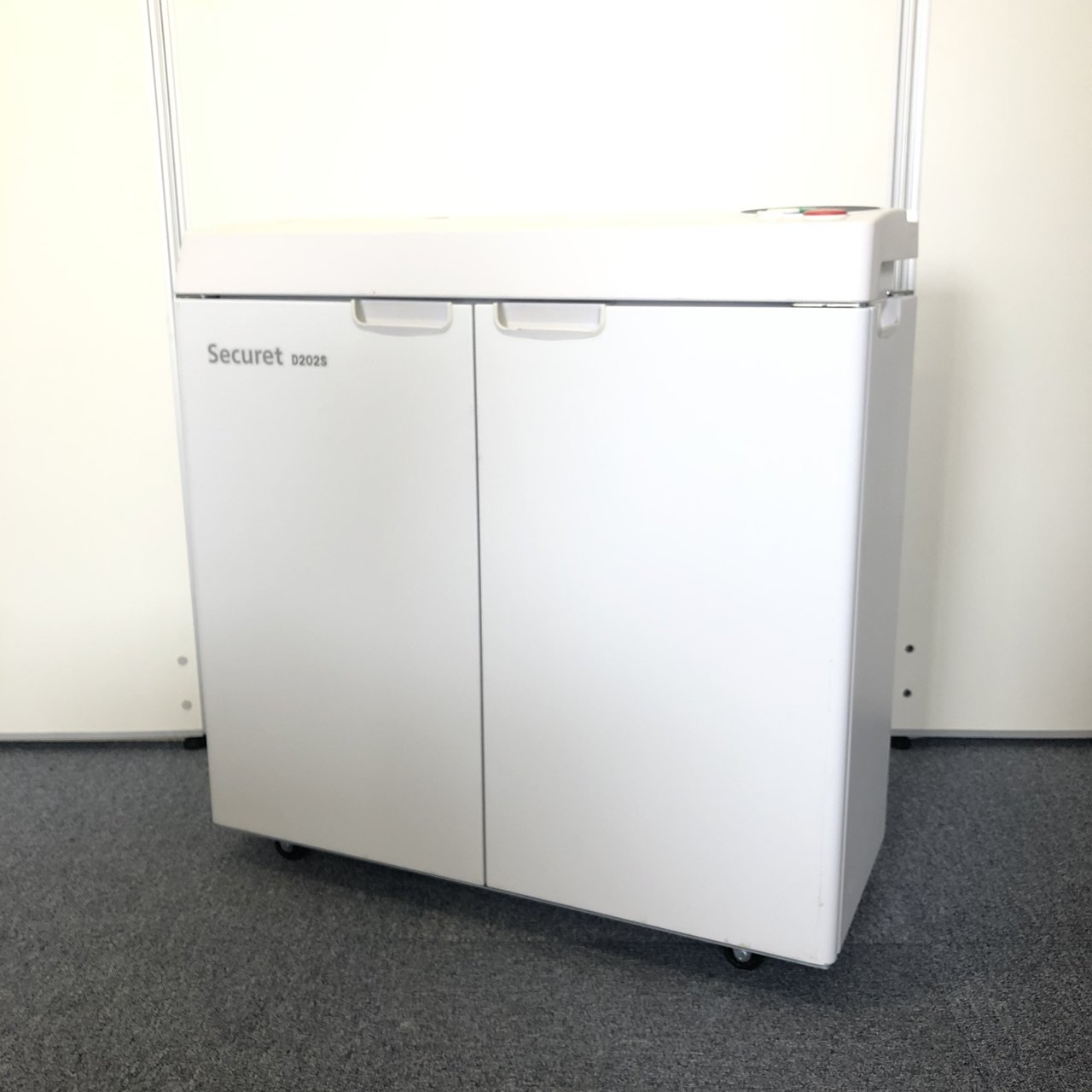 【美品入荷！】石澤製作所製、良品シュレッダー！セキュレット　D202S
                        セキュレット
                                    中古
            