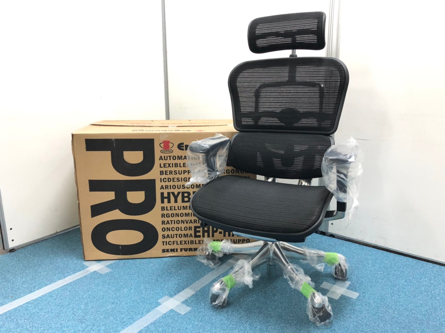 【待ちに待った待望の入荷！】エルゴヒューマンプロ/ご自宅でもオフィスでも！ヘッドレスト付き
                        エルゴヒューマン
                                    新古品
            