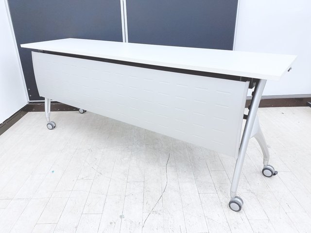 【2017年製】【9台ロット入荷！！】イトーキ｜リリッシュ｜スタックテーブル｜ホワイト｜幕板付き！【関西在庫数ナンバーワン・尼崎店】
                        リリッシュ
                                    中古
            