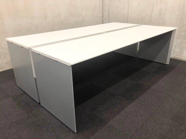 【関西倉庫在庫品】コクヨ製　ワークビスタシリーズ　ホワイト天板　W2400　フリーアドレスデスク　4名作業用におすすめ！！起業・追加・移転
                        ワークヴィスタ
                                    中古
            
