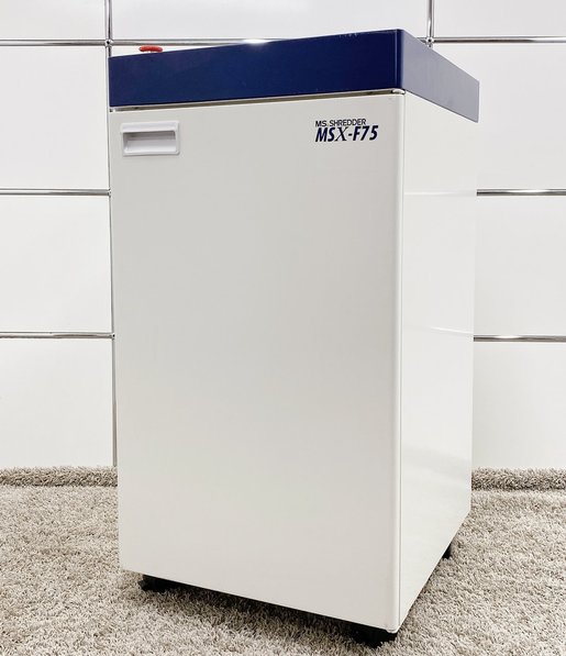 【KS】最大裁断枚数75枚！※新品時　パワークロスカットで力強く裁断！
CDも粉砕できます！
■明光商会■MSX-F75
                        MSXシリーズ
                                    中古
            