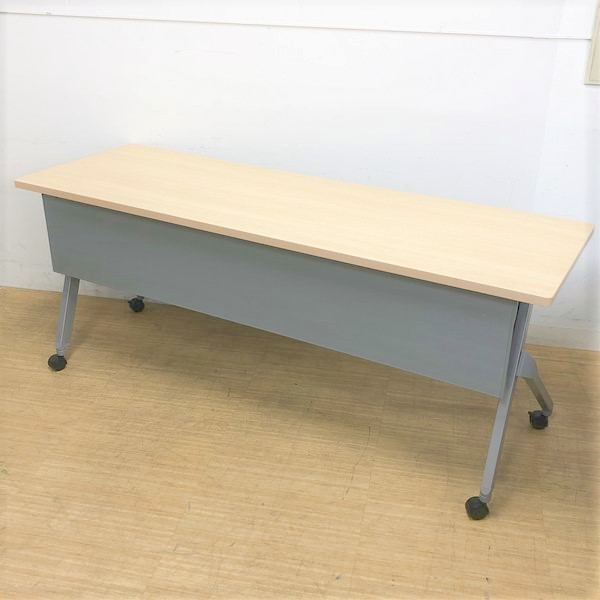 良品　幕板付き　水平スタックで収納効率も〇　オカムラ　フラプター　ネオウッドライト天板
                        フラプター
                                    中古
            