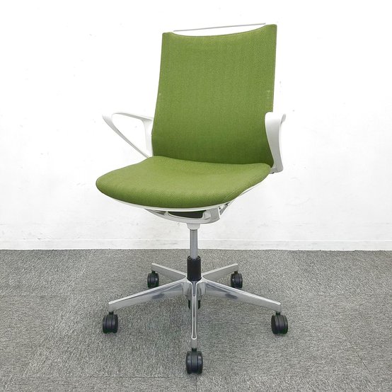 【在庫入替品】【2脚入荷】現行モデル！オカムラのmode！優しく包む座り心地！中古　高級チェア　オフィスチェア　OAチェア　オカムラ　テレワーク　在宅ワーク
                        モード（アルミ脚）
                                    中古
            