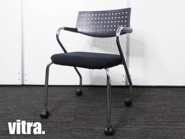 【中古】ビザロール vitra/ヴィトラ スタッキングチェア 339606