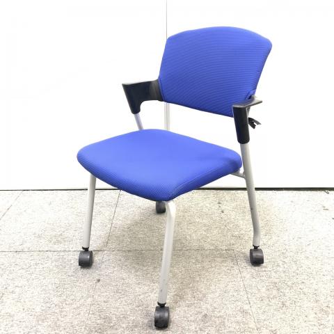 【残り2脚特価！】コクヨ製プロッティ｜人気のスタッキングチェア入荷！既存家具と合わせやすいブルー！
                        プロッティ（キャスター付）
                                    中古
            