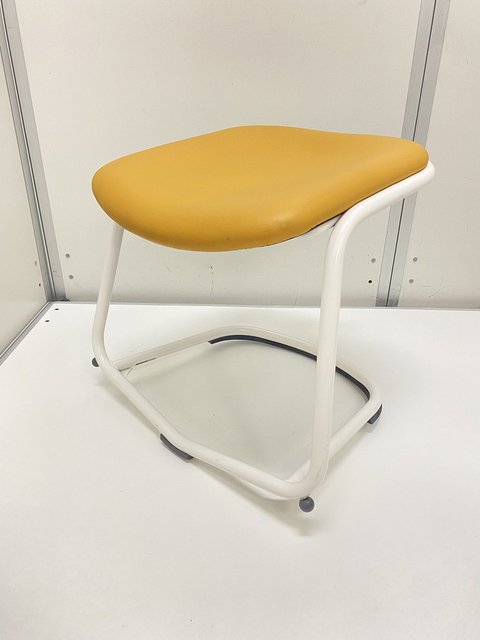 【希少品入荷！】休憩室やご自宅用にもおススメ！体を揺らしてリフレッシュ♪【G】在庫入替セール
                        その他シリーズ
                                    中古
            