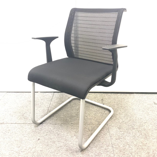 【梅田店限定在庫】【12脚入荷！】スチールケース製シンクビジターチェア｜レア｜メッシュ｜
                        その他シリーズ
                                    中古
            