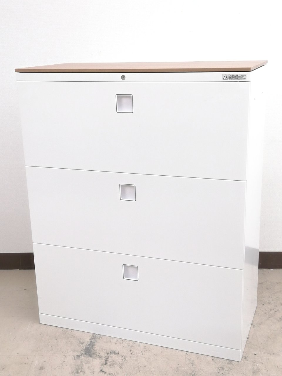 【4台入荷】【状態要考慮】【鍵付き】大人気ラテラル書庫！本体ホワイト＆天板ブラウン仕様◆オカムラ製【RP】
                        レクトライン
                                    中古
            