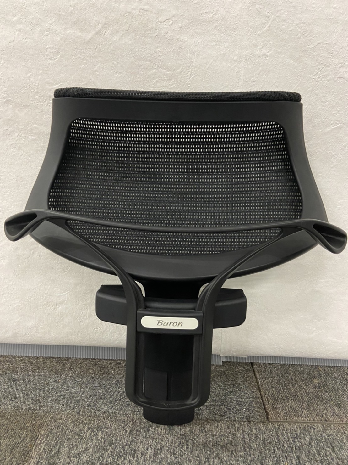 【関東倉庫在庫品】バロンチェアのメッシュヘッドレストの入荷です！！弊社使用欄：unknown
                        バロン
                                    中古
            