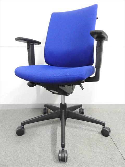 【定番商品！】■コクヨ製　ウィザード2シリーズ　ハイバックチェア　ブルー【可動肘、ハンガー付】
                        ウィザード2
                                    中古
            