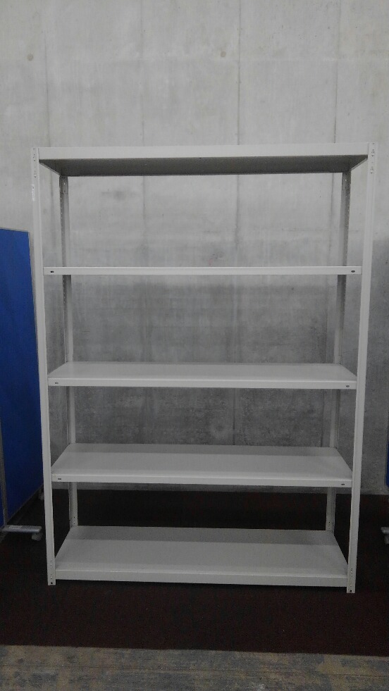 コクヨのW1515の中古ラックが12台入荷しました！　注)呼称W1500/D450　実寸W1515/D465　天地5段　耐荷重：段/150kg　ボルトレスなので組立も簡単！ 
※マテハン本舗の中古商品は、千葉県柏市に在庫がございます。
                        その他シリーズ
                                    中古
            