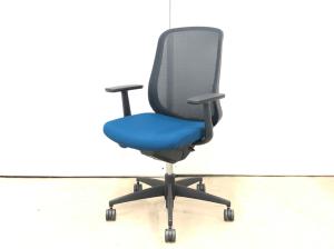 固定肘で、シンプルデザイン。5人前後の規模でオフィス用椅子の入れ替えをお考えのお客様必見！