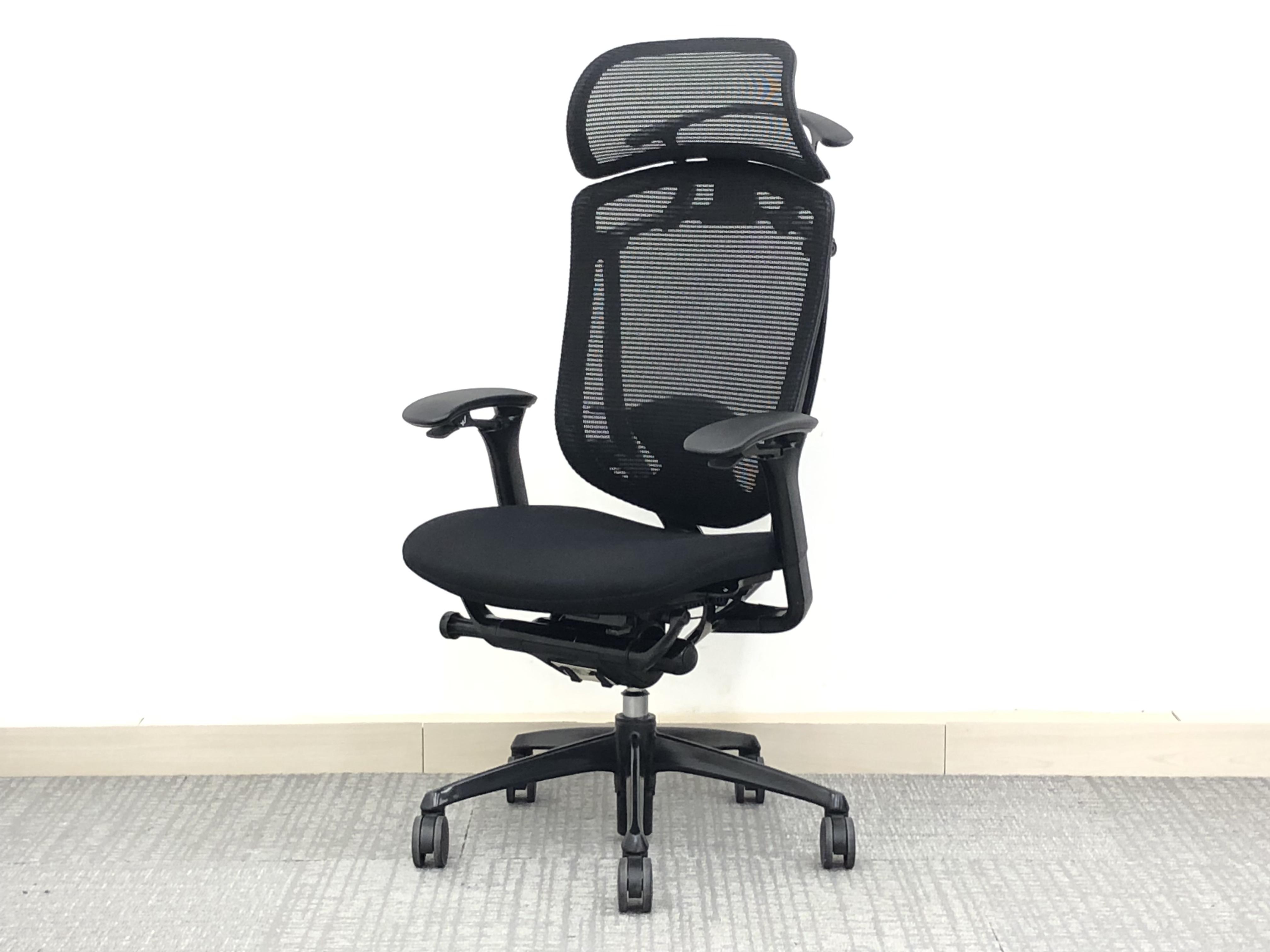 【状態良好Aランク】キングオブチェアコンテッサ（Contessa）ブラックフレーム仕様※コートハンガー付き！新品ヘッドレスト＆肘掛けパット♦オカムラ製【RP】
                        コンテッサ
                                    中古
            