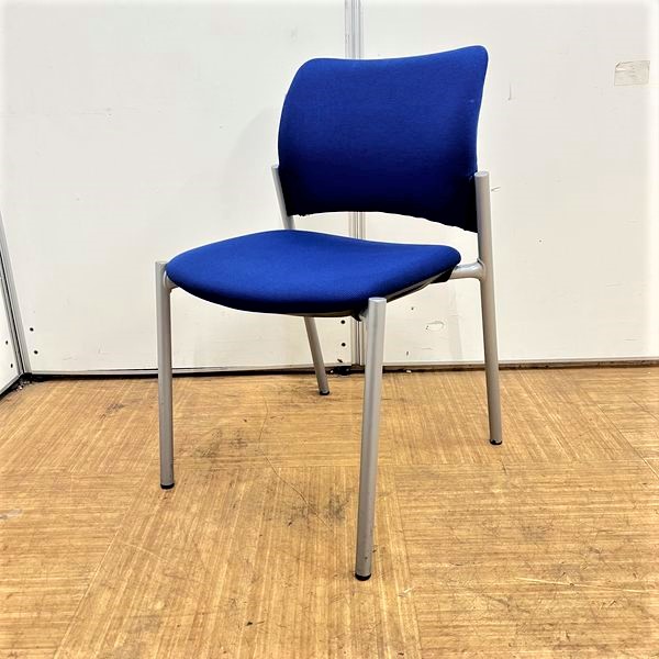 【ロット商品】オカムラ製のスタッキングチェアがロットで入荷！
                        8147シリーズ
                                    中古
            