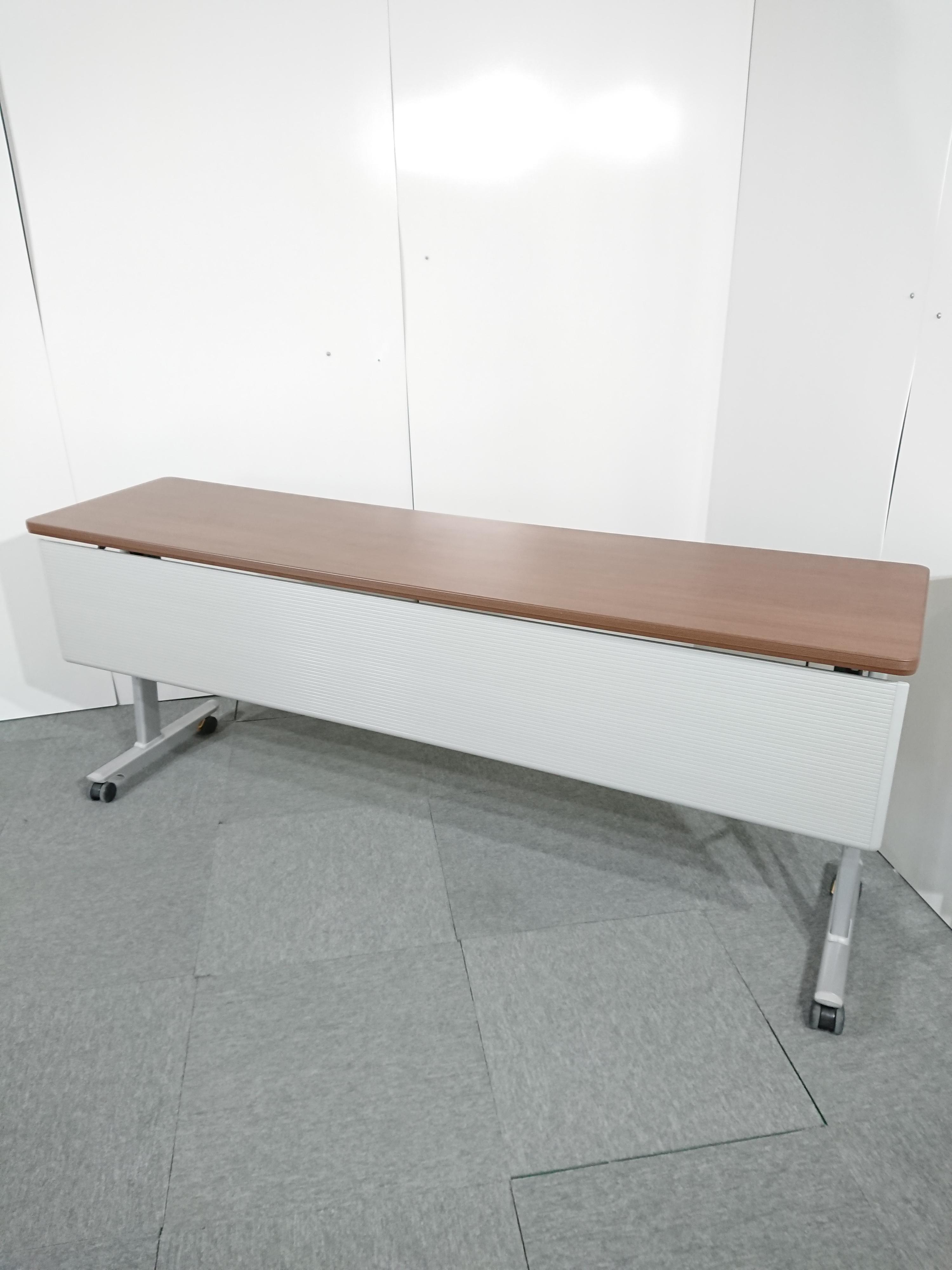 【関西倉庫在庫】 コクヨ製　サイドスタックテーブル　ブラウン天板　幅1800㎜　中古　中古家具　リサイクル家具　大阪市　淀川区　淀川　吹田
                        リスマ
                                    中古
            