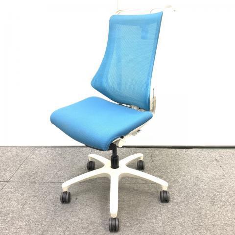 【在庫入替】イトーキ製エフチェア|背面擦れありのため特価｜機能美を“デザイン”に昇華させたハイパフォーマンスチェア
                        エフ
                                    中古
            