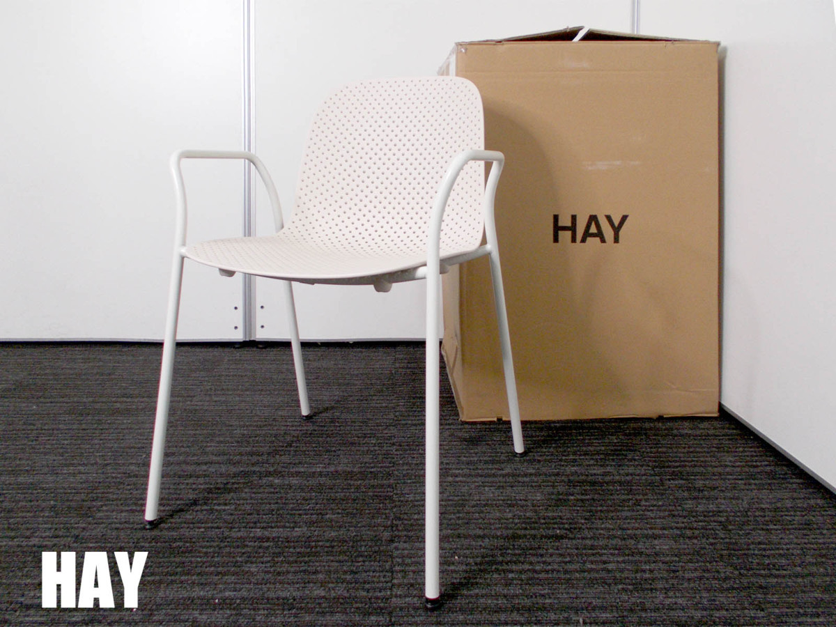 【未使用品】HAY/ヘイ　13 エイティー アームチェア　ヌード　デンマーク　北欧
                        13エイティー チェア
                                    新古品
            