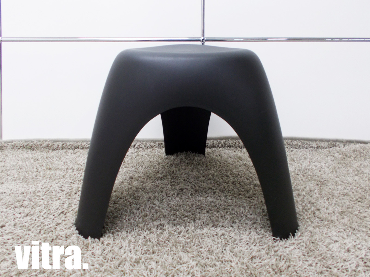 中古】 vitra/ヴィトラ スタッキングチェア 347038 - 中古オフィス家具