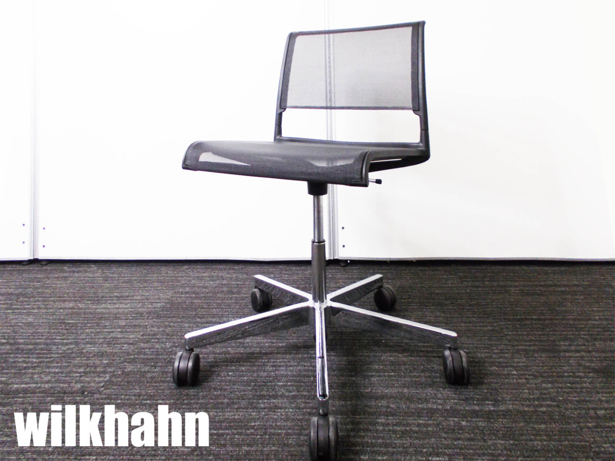 wilkhahn/ウィルクハーン　Aライン アームレスチェア　カンファレンスチェア　黒
                        Aライン
                                    中古
            