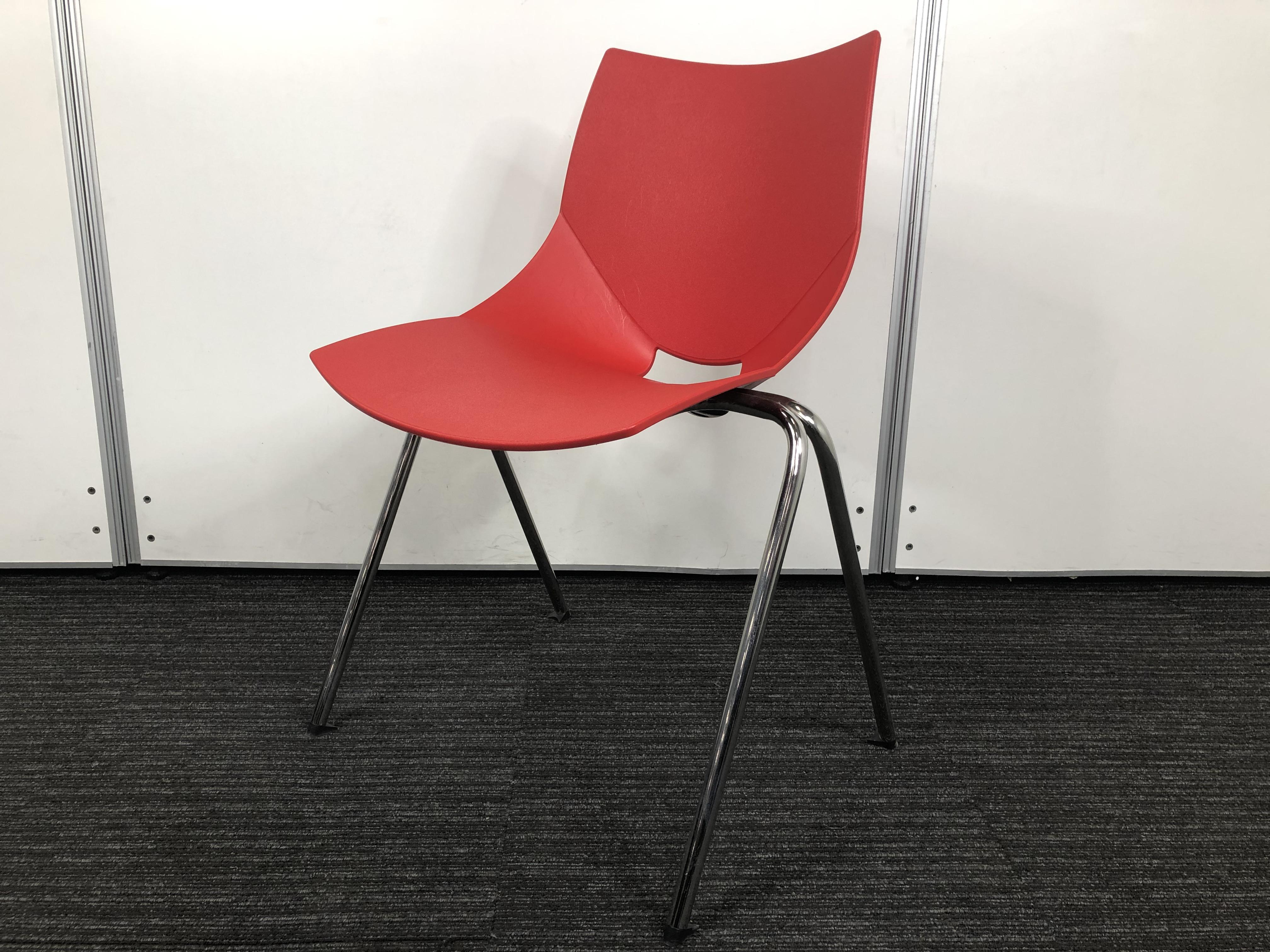 【洗練されたデザインに基づく確かな座り心地を】コスカチェア/レッド
                        その他シリーズ
                                    中古
            