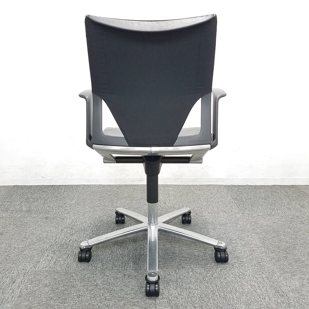 中古】モダス Wilkhahn/ウィルクハーン 肘付ローバックチェア