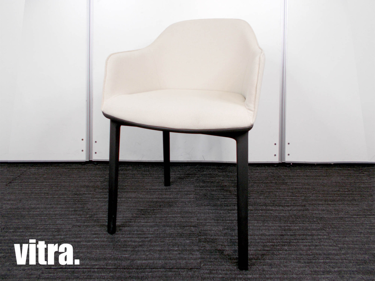vitra/ヴィトラ　SOFTSHELL CHAIR/ソフトシェル 4レッグチェア　ロナン＆エルワン・ブルレック　オフホワイト　hhstyle
                        ソフトシェル チェア
                                    中古
            