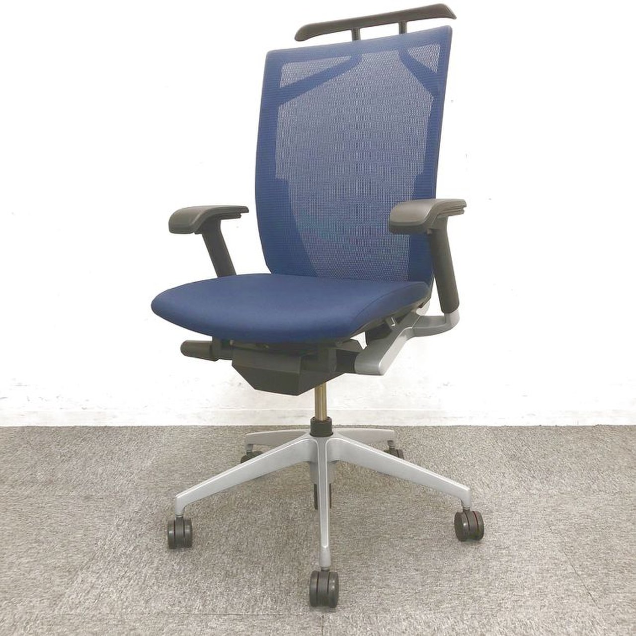 【8脚入荷】イトーキ製　背面メッシュ　スタイリッシュなデザインが人気のヴェントチェア入荷致しました！　中古　高級チェア　テレワーク　在宅　メッシュ　ハイバック
                        ヴェント
                                    中古
            