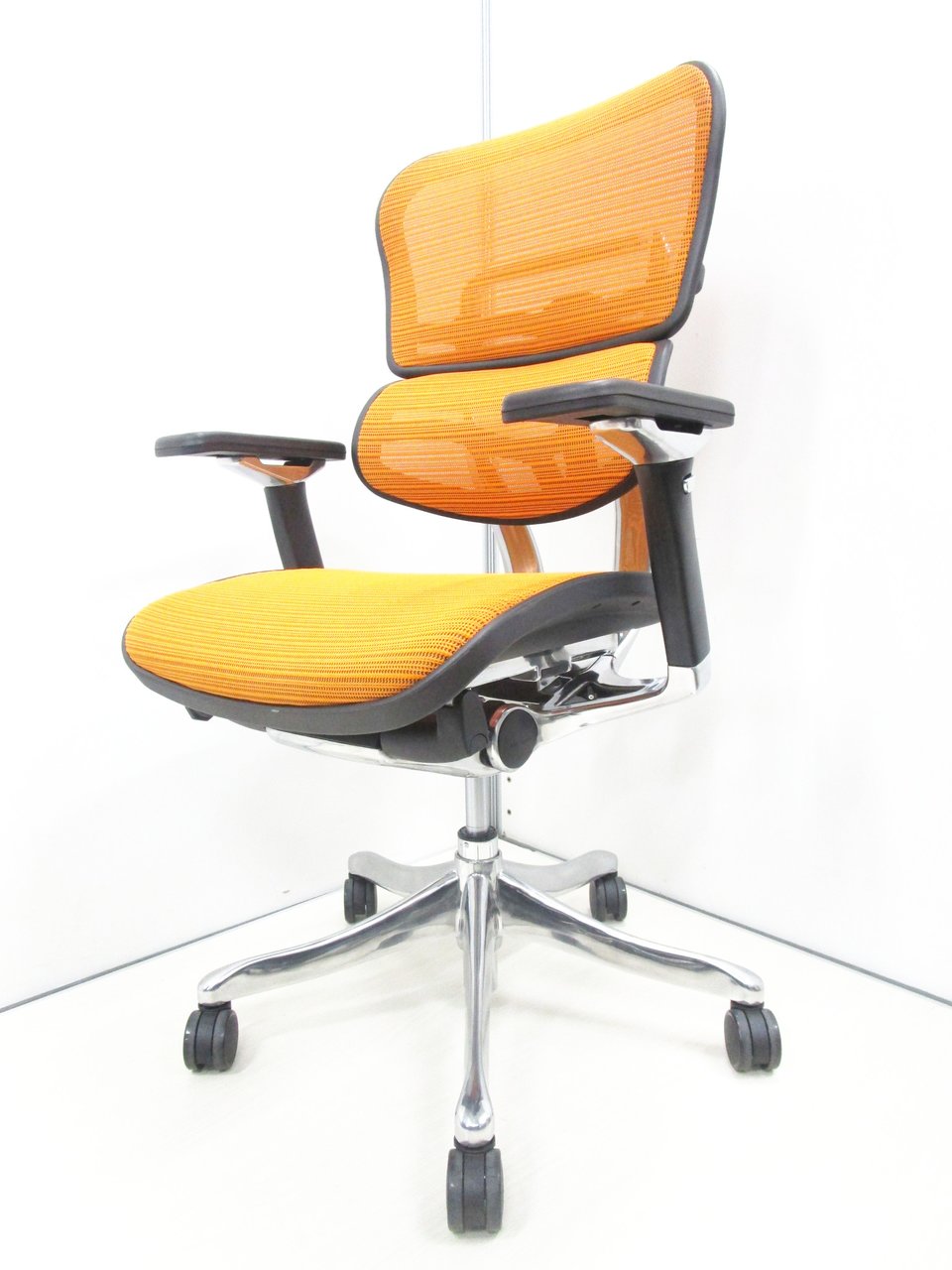中古】プロ Ergohuman/エルゴヒューマン 肘付ハイバックチェア 350657 