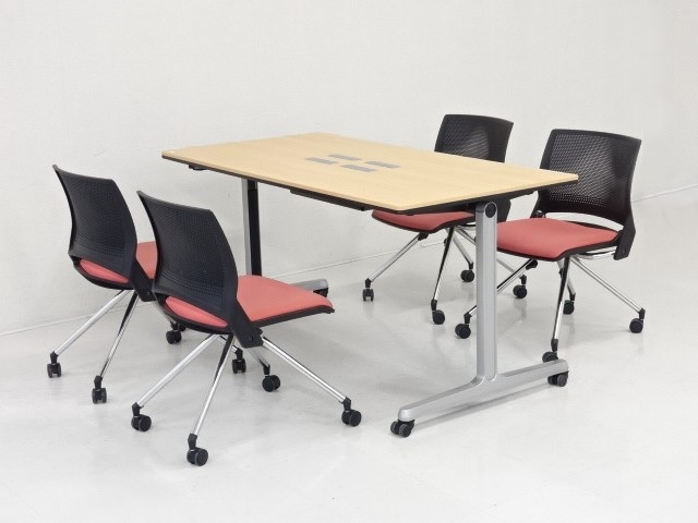 【地方倉庫在庫品】オカムラ製の高級会議セット！4名様におススメ！【応接室】【会議室】
                        その他シリーズ
                                    中古
            