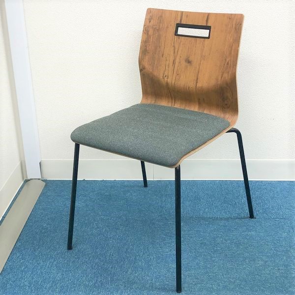 オカムラ　アルトピアッツァ　
                        Alt Piazza
                                    中古
            