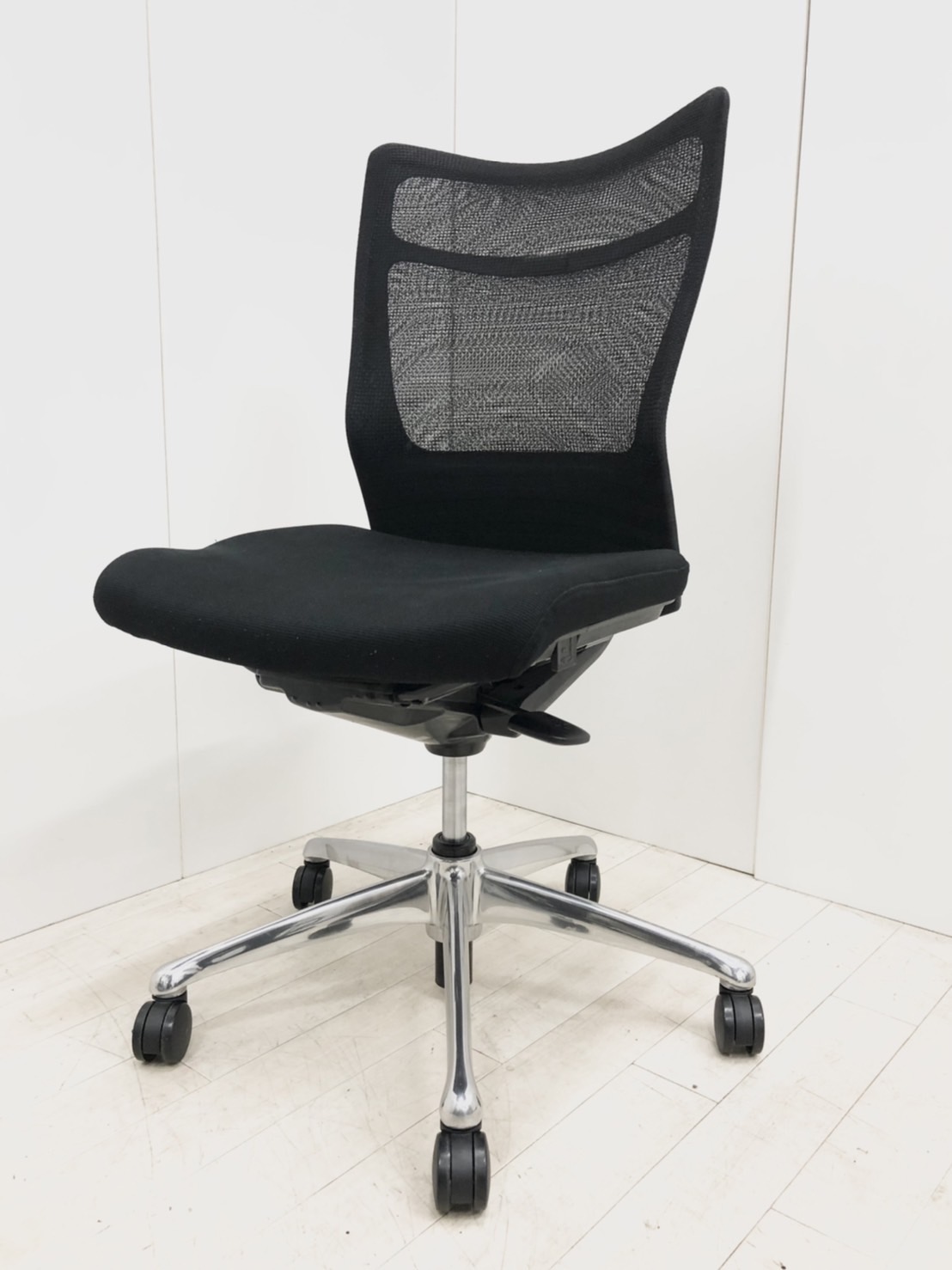 OKAMURA オカムラ オフィスチェア　フィーゴ オカムラ（okamura） フィーゴチェア(feego) 一覧 - 中古