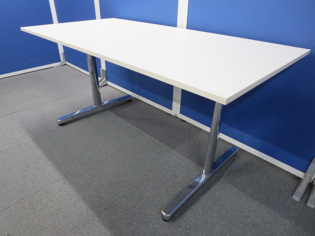 【会議・商談・打合せにオススメ！】■ミーティングテーブル　ホワイト ■4人用として最適なW1500mmタイプ【状態良好品！】
                        ST-1000
                                    中古
            